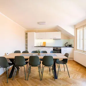 https://bohme-apartments-na-struze.praguehotelsweb.com