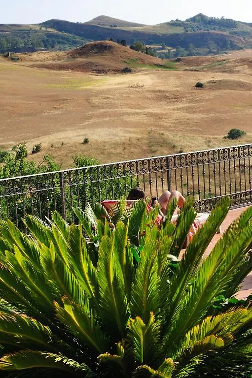 Villa Dafne Alia Italy